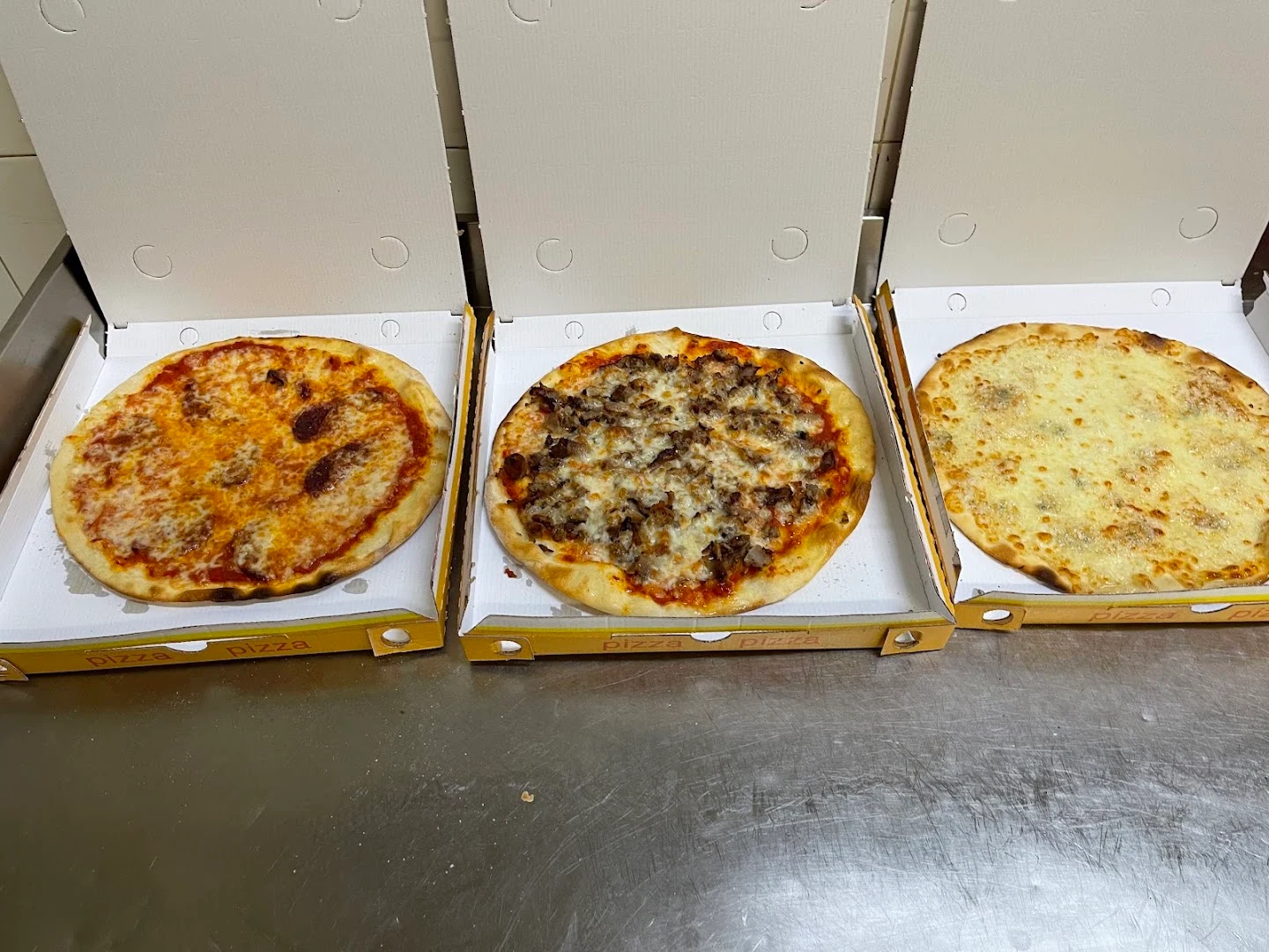 CAFFE İSTANBUL KEBAB PİZZA · Photos 4